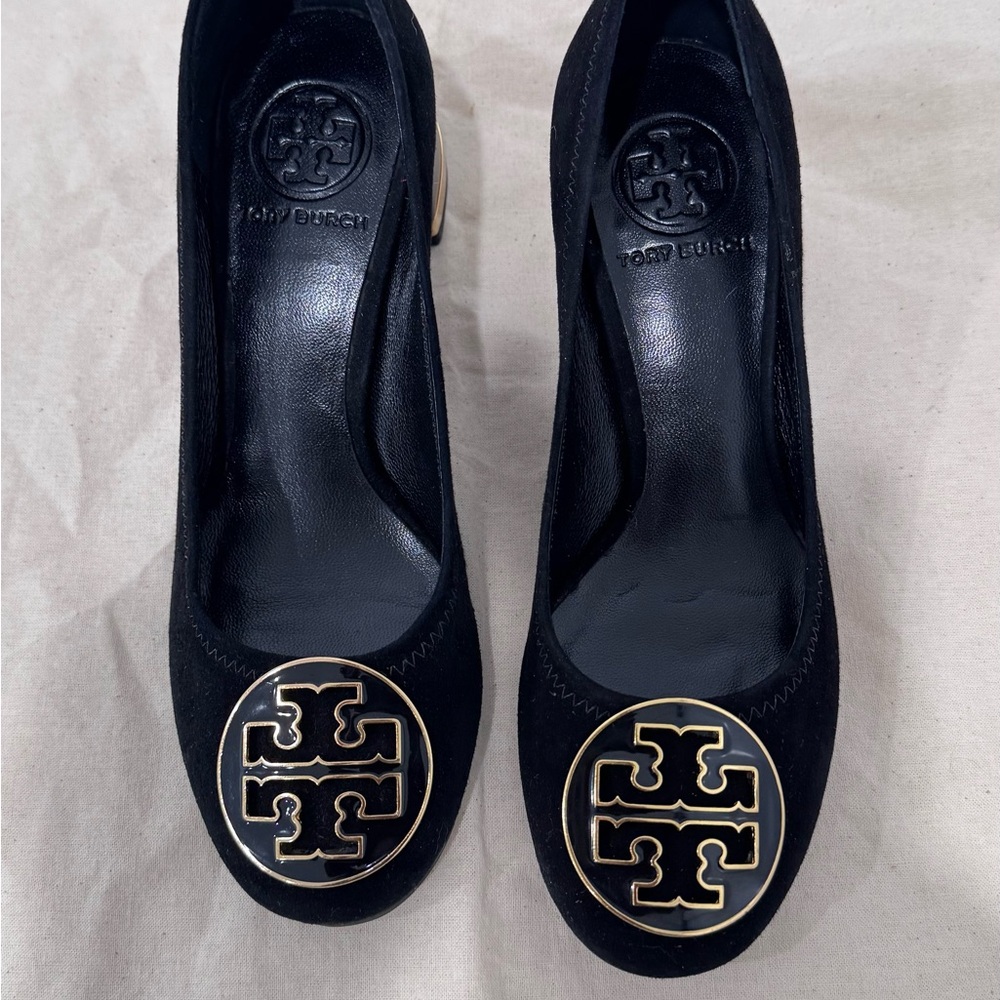 Tory Burch Black and Gold Heels